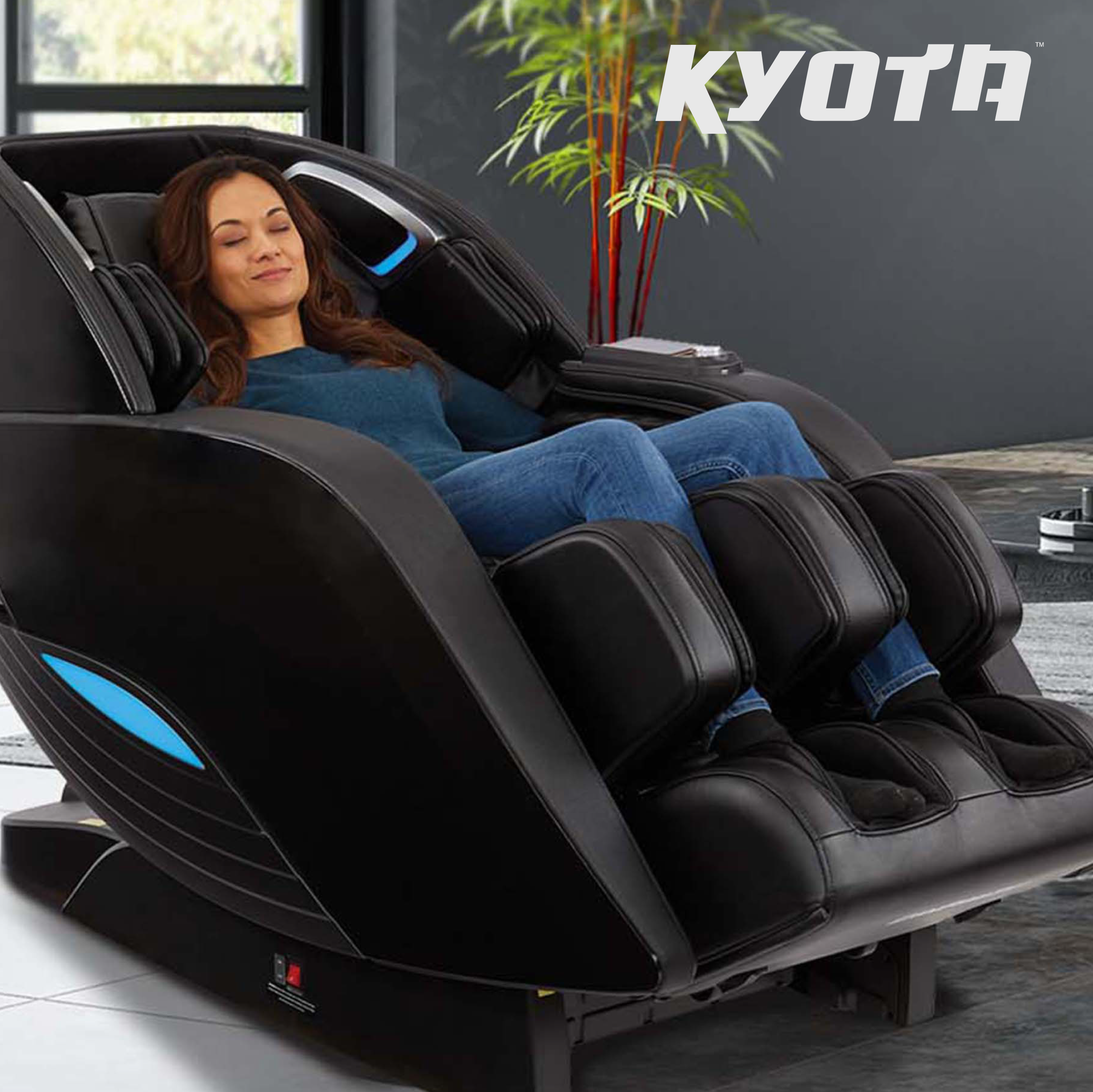 Kyota Yutaka M898 4D Massage Chair - Certified Pre-Owned